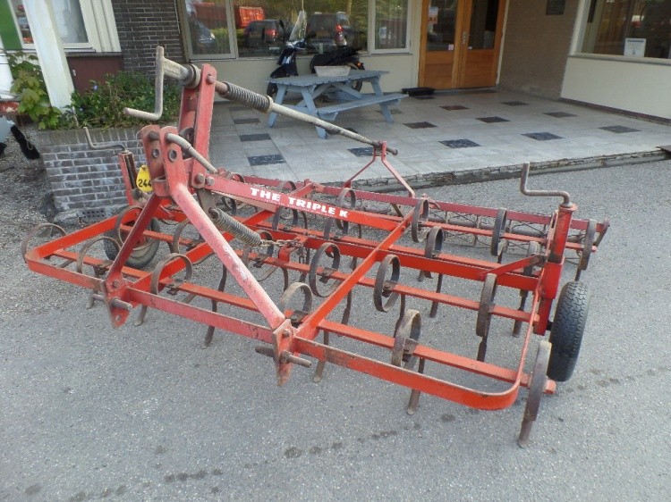 Kongskilde triltand cultivator 1